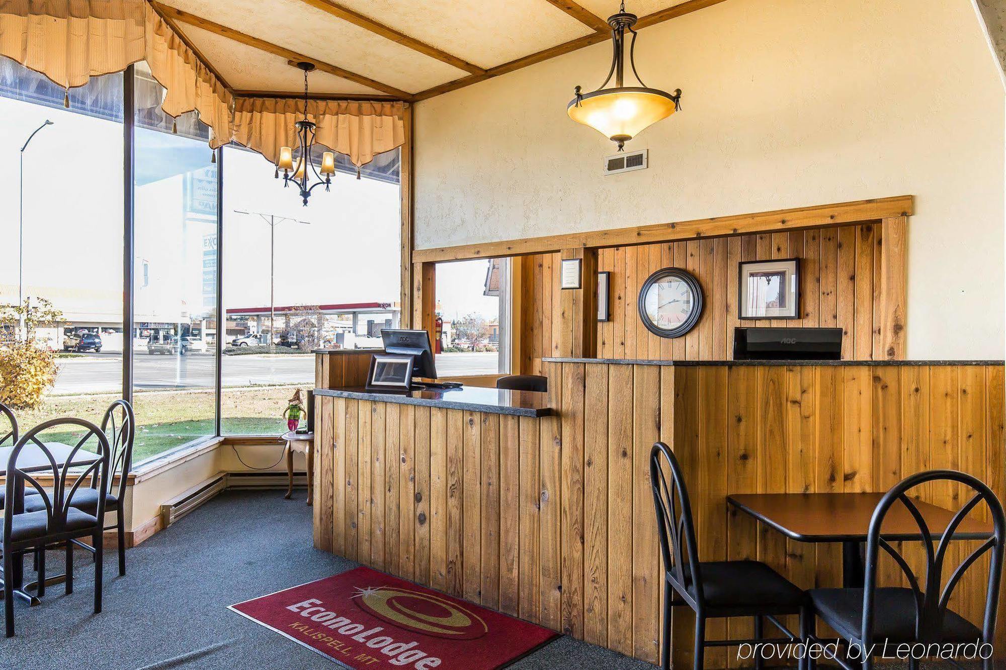 Econo Lodge Inn & Suites Kalispell - Glacier National Park Gateway Exterior foto